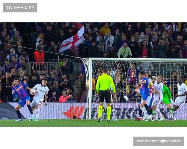 莱万特对阵巴萨手球判罚 裁判委员会支持点球决定